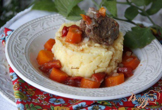 фото рецепта: Говядина с морковью (Boeuf aux carottes)
