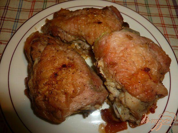 фото рецепта: Куриные бедрышки с чесночком и лимонным соком