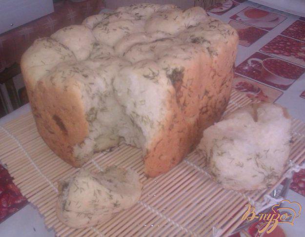 фото рецепта: Обезьяний хлеб с укропом и чесноком в хлебопечке