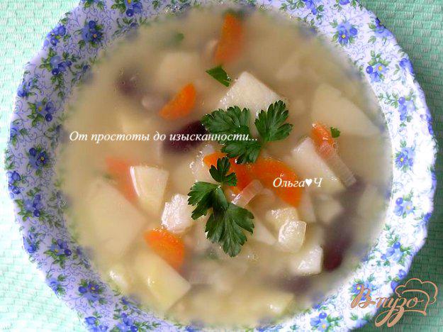 фото рецепта: Суп с кальмаром и фасолью