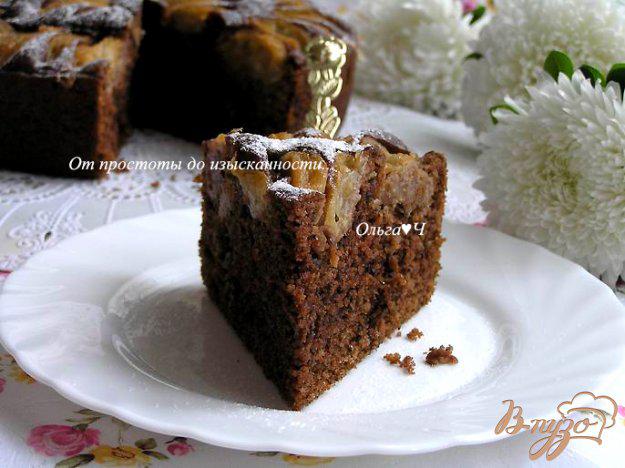 фото рецепта: Шоколадный пирог с яблоками (в мультиварке)