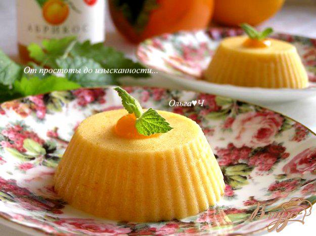 фото рецепта: Пирожное-суфле из хурмы с абрикосовым конфитюром «Оранжевые облака»