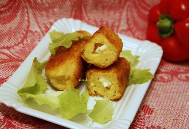 фото рецепта: Картофельные «палочки» с брынзой