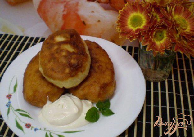 фото рецепта: Жаренные пирожки с картофелем и луком