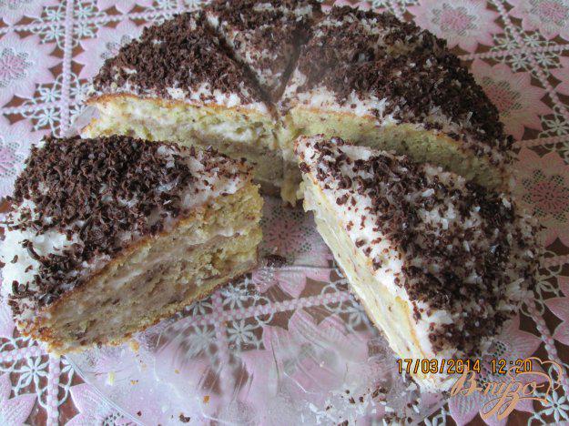 фото рецепта: Бисквитный торт с сметаным кремом