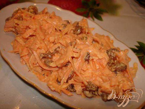 фото рецепта: Салат из морковки «К ужину»