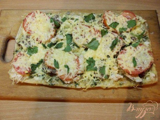 фото рецепта: Пицца на слоеном тесто с отварной говядиной