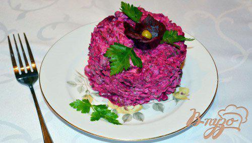фото рецепта: Буряковый (свекольный) салат