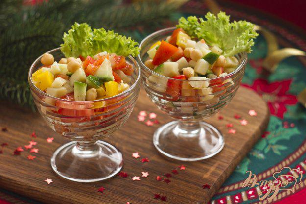 фото рецепта: Салат с нутом и овощами