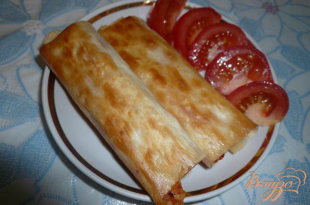 фото рецепта: Рулетики из лаваша с сыром и сладким болгарским перцем