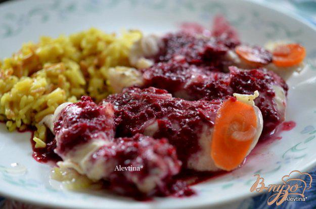 фото рецепта: Куриные грудки в ягодно-винном соусе