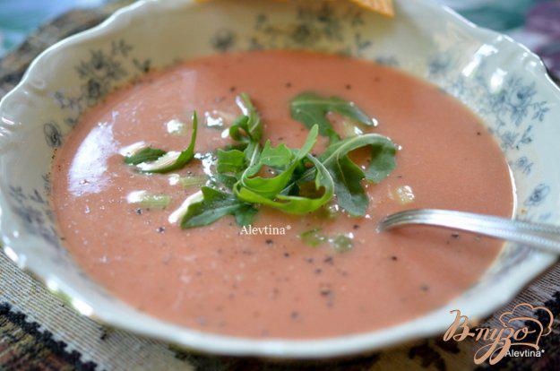фото рецепта: Холодный томатный суп с кефиром