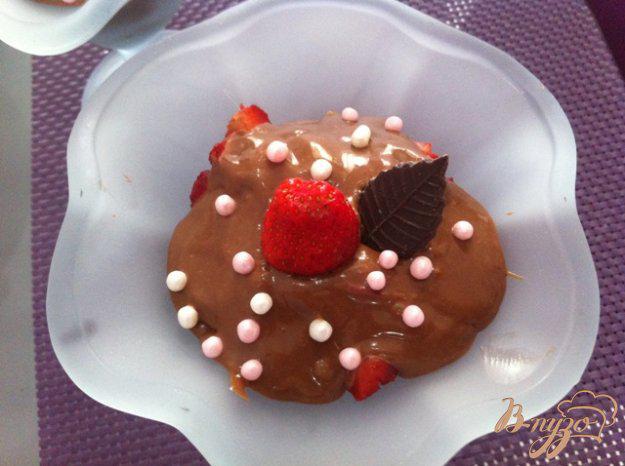 фото рецепта: Десерт клубничный с шоколадной филадельфией