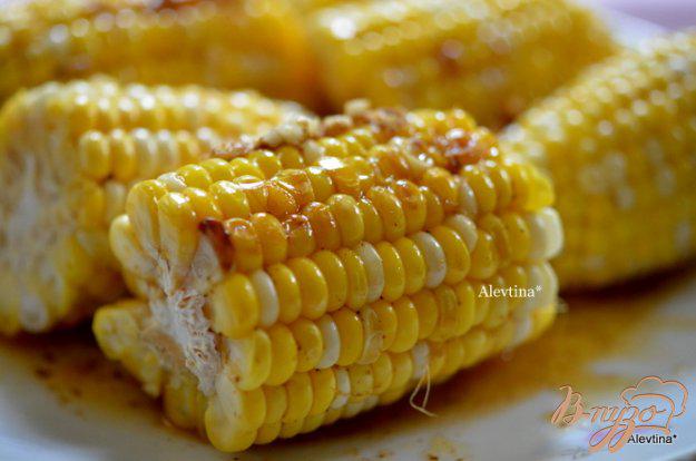 фото рецепта: Кукуруза с ароматным маслом