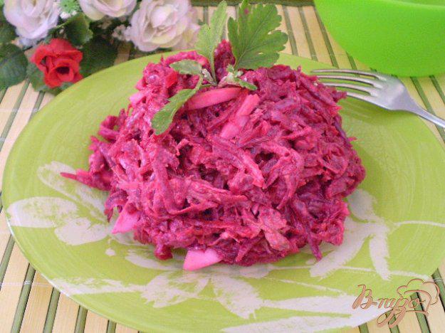 фото рецепта: Сытный свекольный салат