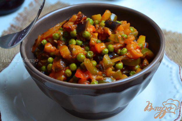 фото рецепта: Овощное рагу с зеленым горошком