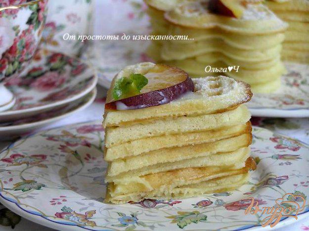 фото рецепта: Вафельный торт со сгущенкой