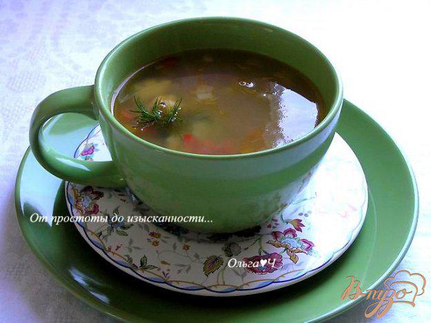 фото рецепта: Легкий горохово-овощной суп с мидиями