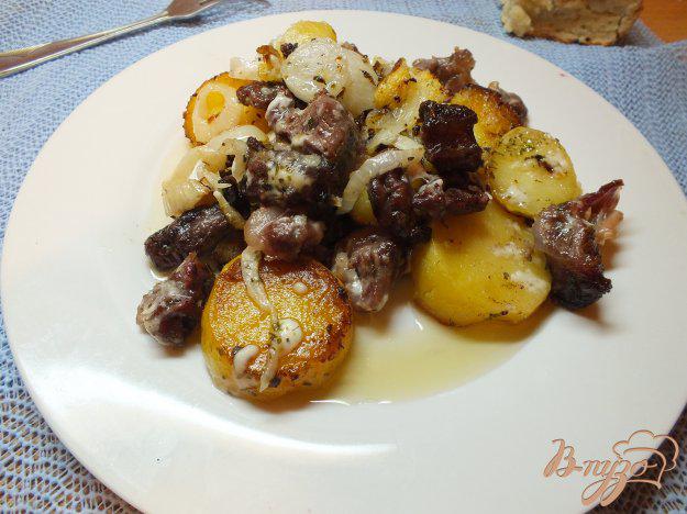фото рецепта: Картофель с говядиной в духовке