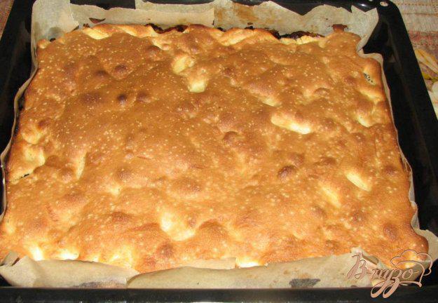 фото рецепта: Яблочный бисквитный пирог