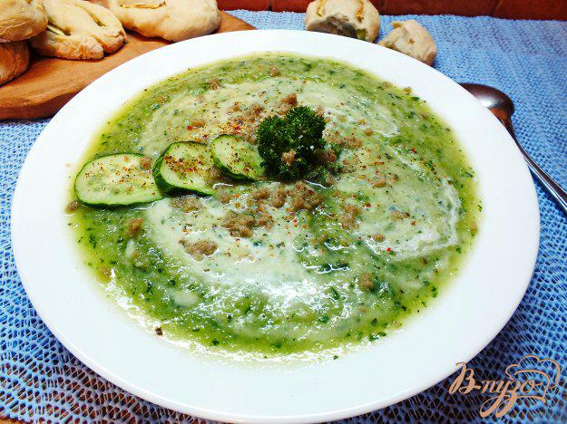 фото рецепта: Крем-суп из огурца и цветной капусты