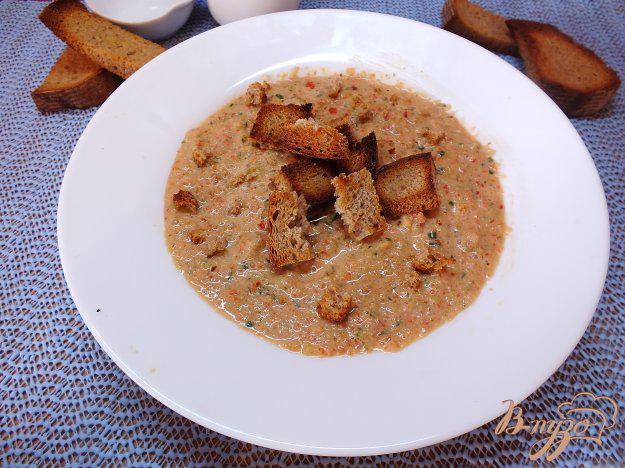 фото рецепта: Холодный суп-пюре из болгарского перца и огурца
