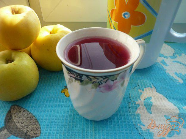 фото рецепта: Виноградно-яблочный компот с мятой