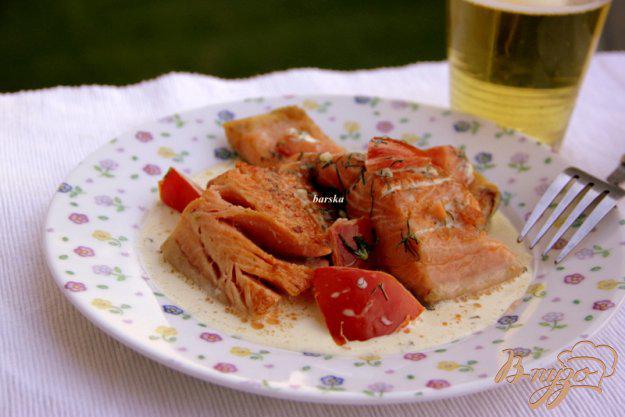 фото рецепта: Лосось  в сливочном соусе с томатами