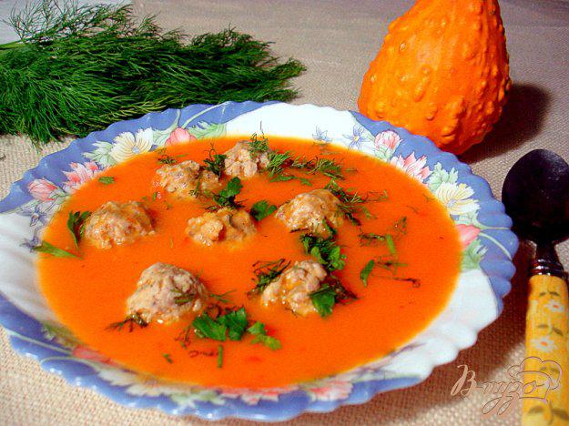 фото рецепта: Овощной суп пюре с фрикадельками