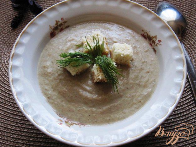фото рецепта: Грибной суп-пюре с гренками