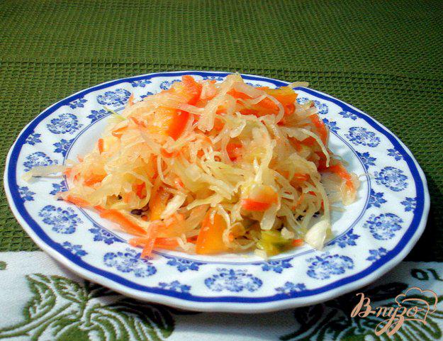 фото рецепта: Салат из капусты с перцем длительного хранения