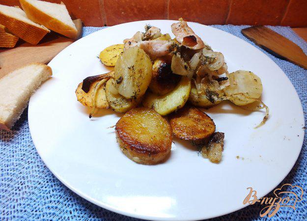фото рецепта: Картофель королевский с курицей и травами