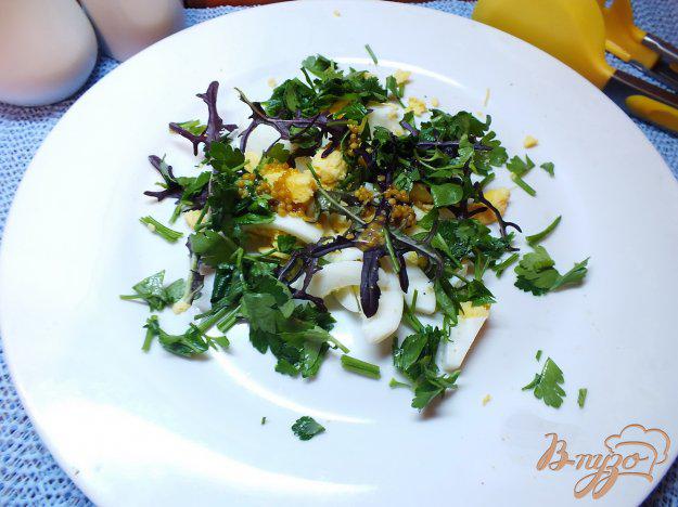фото рецепта: Салат из яиц с руколой
