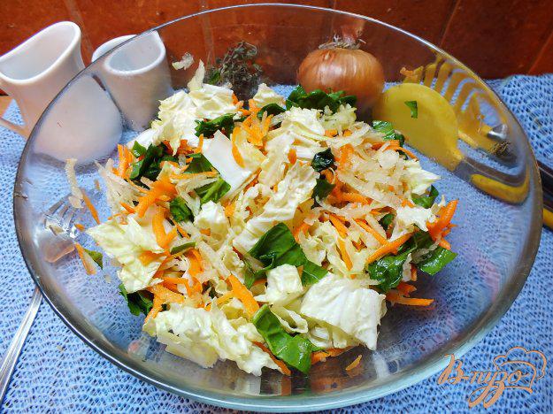 фото рецепта: Салат со шпинатом и дайконом