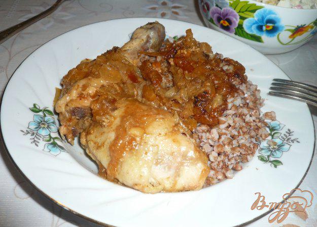 фото рецепта: Курица в медово-луковом соусе