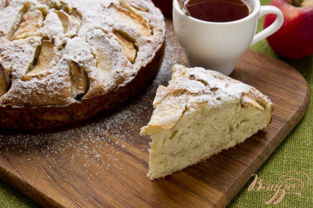 фото рецепта: Пирог с яблоками и творогом
