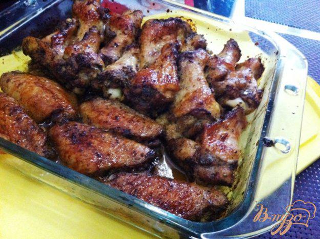 фото рецепта: Куриные крылья в медово-соевом маринаде