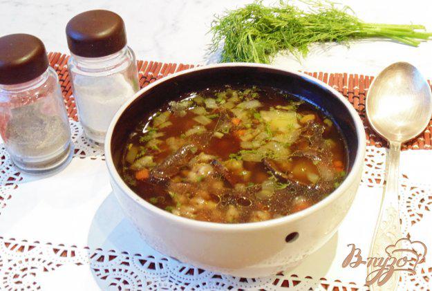 фото рецепта: Суп с перловкой и лесными грибами