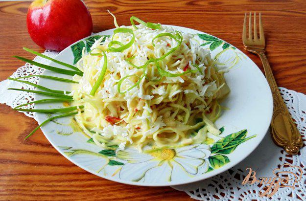 фото рецепта: Капустный салат с яичной заливкой
