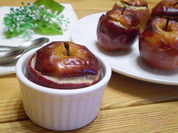 фото рецепта: Яблоки запеченные с творогом и орехами