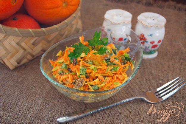 фото рецепта: Морковный салат с тертым сыром