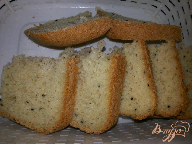фото рецепта: Дрожжевой хлеб с тмином в хлебопечке