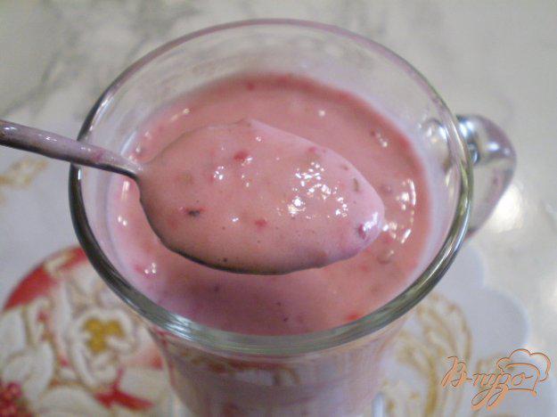 фото рецепта: Смородиновый йогурт