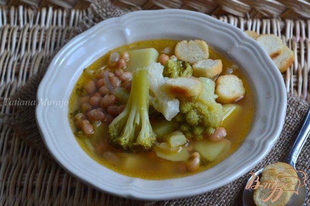 фото рецепта: Капустный суп с белой фасолью