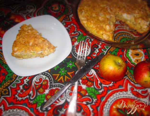 фото рецепта: Пирог с яблоками и курицей