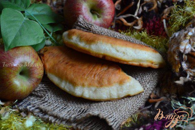 фото рецепта: Жареные пирожки с яблоками и каштанами