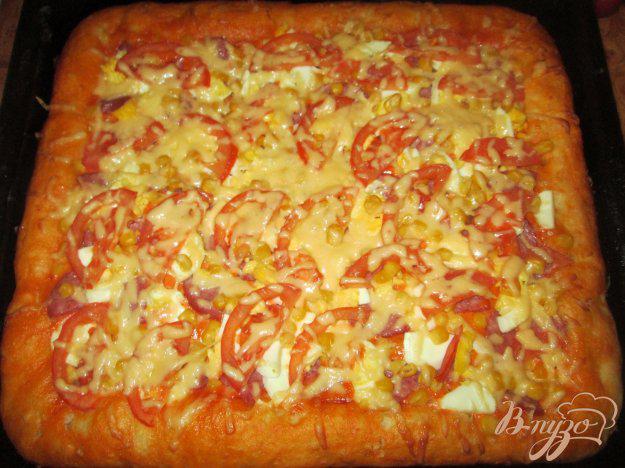 фото рецепта: Пицца колбасой и сыром