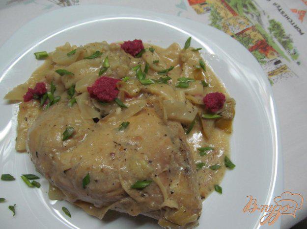 фото рецепта: Курица с капустой в горчичном соусе