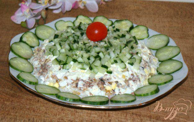 фото рецепта: Слоеный рыбный салат