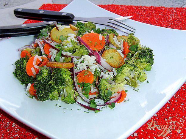 фото рецепта: Салат из риса и брокколи